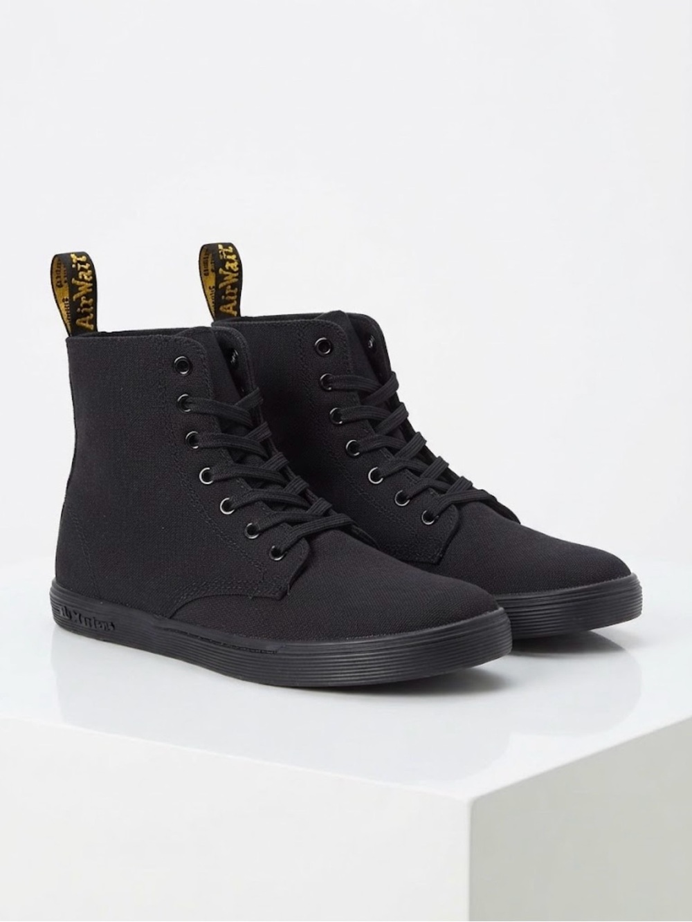 Dr. Martens Kids Black Canvas High Top Sneakers Shoes Size 1